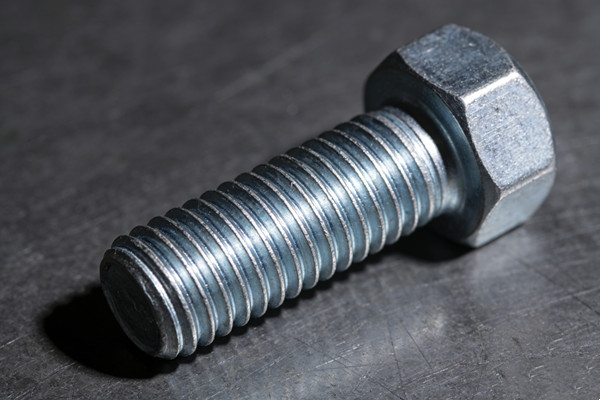 高強(qiáng)度螺栓實(shí)物圖片1